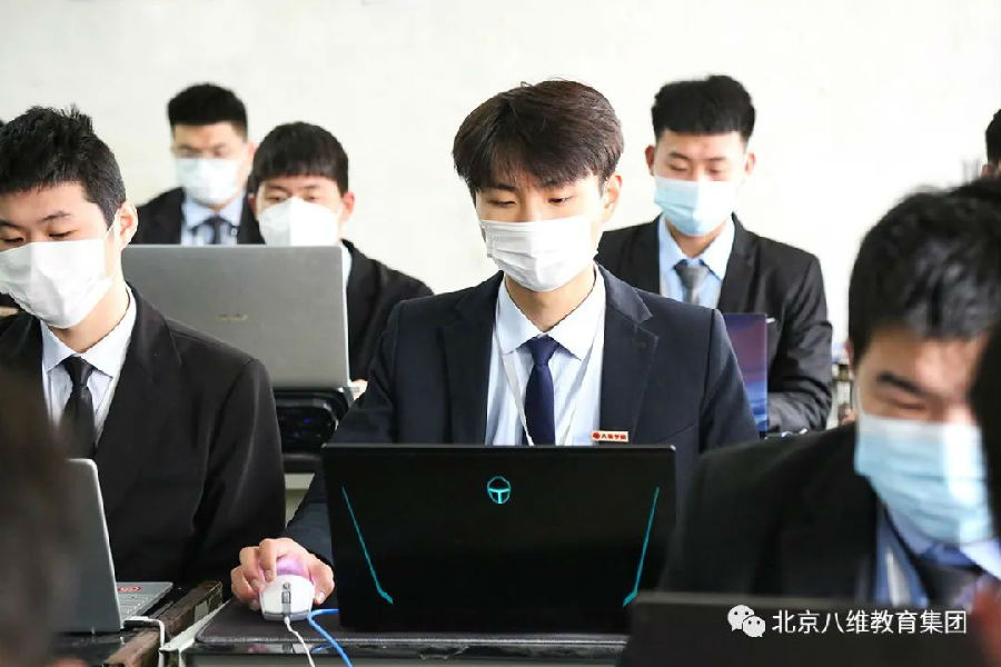八維教育帶你了解linux運維行業(yè)就業(yè)前景怎么樣