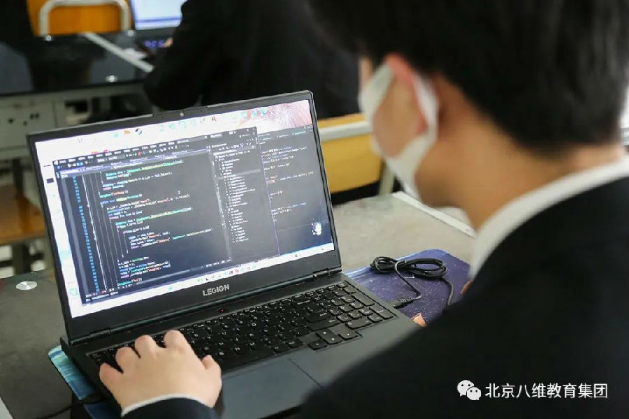 八維教育帶你了解linux運維行業(yè)就業(yè)前景怎么樣