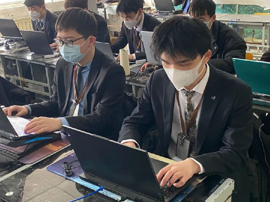 八維教育為學子提供項目實踐讓學子擁有人工智能核心技術
