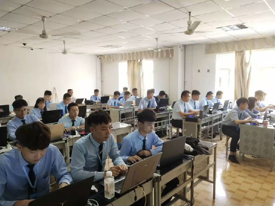 八維教育引領程序員就業新風潮打造IT行業領先程序人才
