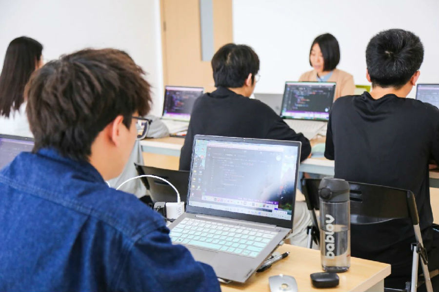 北京八維信息集團(tuán)永豐智慧谷校區(qū)正式啟用