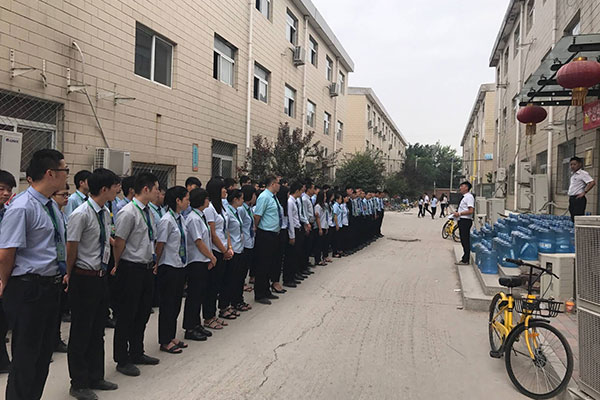 八維職業(yè)學校網絡工程專業(yè)學子學習生活風采